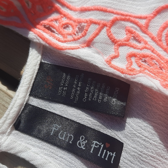 Tank top - Picture 3 of 7